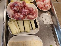 -小火炕铁锅炖鱼