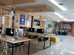 -沃尔得国际英语(泉城路校区)