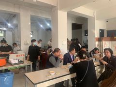 -闫家驴肉老店(华电一校店)