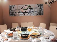 -土砂锅生态山庄·非遗砂锅雅鱼