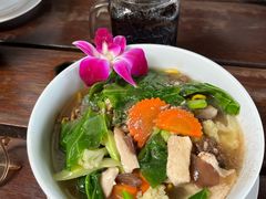 -Green Tree Rest. & Pub