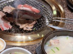 牛五花烤肉-正苑26年海鲜烤肉•牛尾汤汤饭(东港店)
