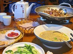 -唐师傅湘西名菜馆(武陵路店)