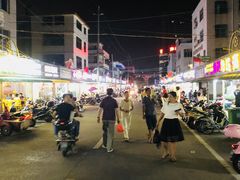 -侨港风情街