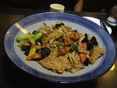-江城小馆陕南妈妈菜·全球旅行餐厅(钟楼店)