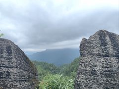 -梭布垭石林景区