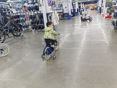 -迪卡侬(徐泾店)