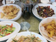 -鹤鸣嘉印象饭店(东市场小区店)