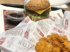 -The Habit Burger Grill 哈比特汉堡(爱琴海店)