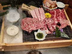 -铭牛烧肉·和牛海鲜自助(高新月牙湖店)
