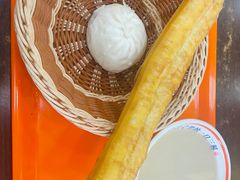 -吕氏馄饨包子大排档