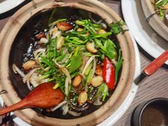 -啫响粤煲料理(万好大厦店)