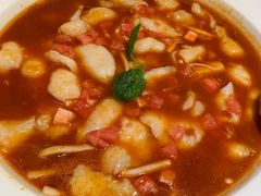 -江渔儿酸菜鱼(映月湖环宇城店)