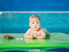 -龙格亲子游泳•水育早教运动中心