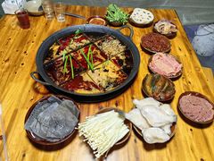 -正南齊北重庆老火锅(光华村直营店)