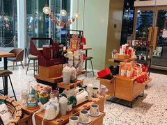 零售区-星巴克(平湖万达广场店)