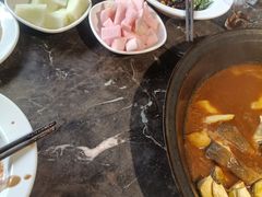 -肥鱼屯活鱼锅(惠工街店)