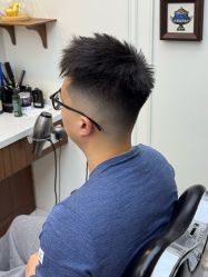 -理昂男士理发店 Barber shop