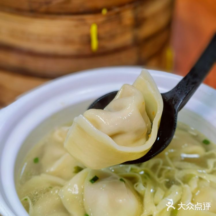 上海蟹粉小笼推荐|莱莱小笼·乔艾