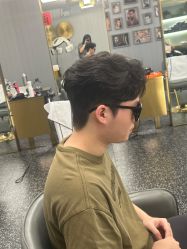 -即型男士理发工作室