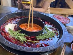-黄潇洒老火锅(九眼桥宏济巷店)