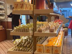-沪上阿姨·臻选茶饮(上海环球港店)