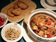 -锅碗瓢盆·重庆本土菜(南坪东东摩店)