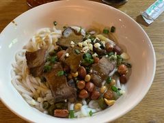 -牛八宝桂林米粉(八里庄店)