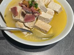 -吴越荣记苏州菜·松鼠桂鱼100%活鱼现做(斜塘老街店)