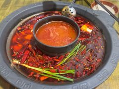 -黄潇洒老火锅(九眼桥宏济巷店)