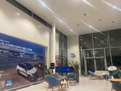 -交运起申一汽大众4S店(内江路店)