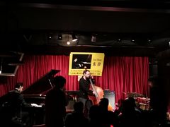 -东岸Cafe 爵士俱乐部