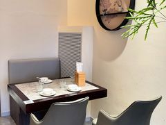 -高玛纳驴肉火烧(一世界店)