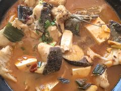 一鱼两锅-万佛湖许老大铁锅鱼(黑金冠店)