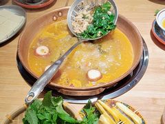 -洱火云南酸菜牛肉火锅(石景山当代商城店)