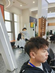 -纤手艺人