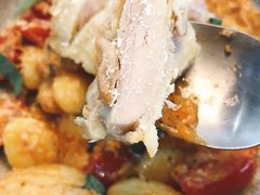 烤鸡肉-HELLO 27 意面·沙拉·帕尼尼