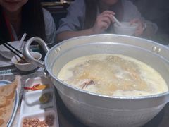 -禄婶鸡煲·打边炉