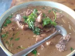 -冯记白土岗辣子鸡