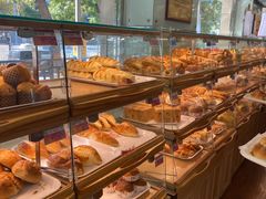 面包甜点陈列柜-新侨三宝乐面包店(崇文门店)