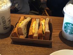 -星巴克(宁波东门银泰店)