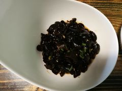 凉拌小木耳-每食每刻·皖北新民地锅鸡