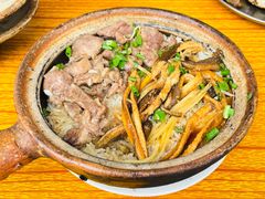 黄鳝拼排骨饭-文记煲仔饭