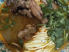-金杨拉面王小吃面馆·牛三宝面·红烧牛肉粉