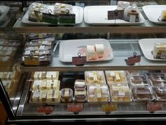 面包甜点陈列柜-新侨三宝乐面包店(崇文门店)