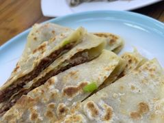 -溢心园香河肉饼总店