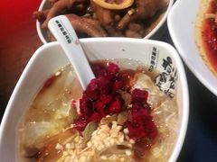 -龙巢盱眙龙虾·牛蛙·烧烤宵夜(八卦岭店)