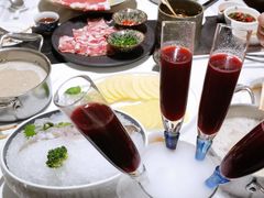 -红鼎豆捞·非遗鲍皇汤火锅(宝丰路店)