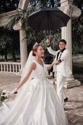 -雪中彩影婚纱摄影·微光艺术中心