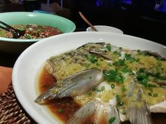 鱼头诱惑-绿茶餐厅(光谷世界城步行街店)